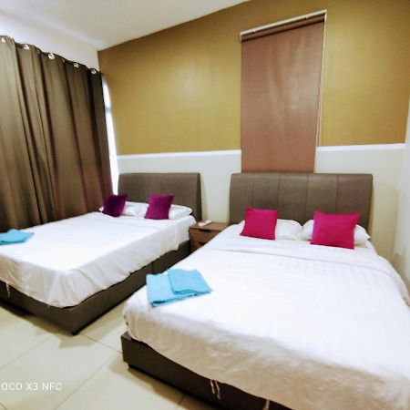 Atlantis Homestay Pool View 1210 Malacca Kültér fotó